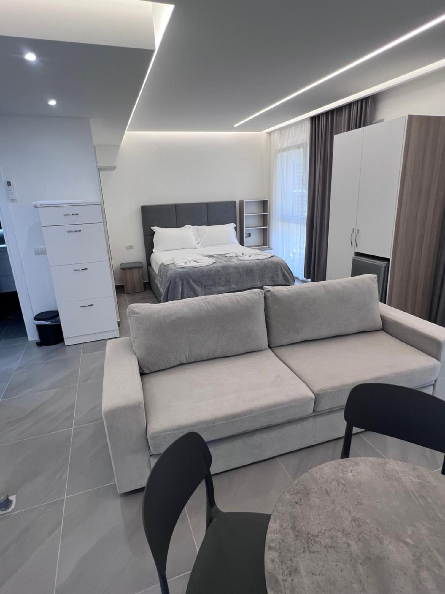 D&D Hotel Shëngjin 외부 사진